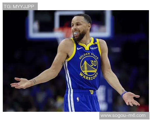 库里首节表现抢眼8投4中斩获11分外加3助攻1封盖展现全能实力